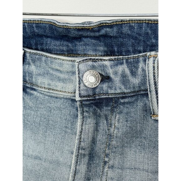 H and M Shorts Mens Denim Jean Short Slim Fit Sz 36 Jorts Cuff Stretch Light - Picture 4 of 15